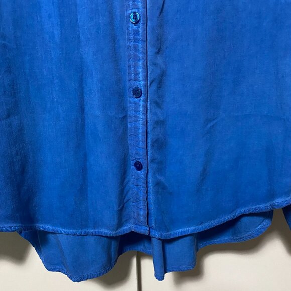 Velvet Heart, long sleeve, neon powder blue, button-down blouse, size XL - Picture 6 of 10